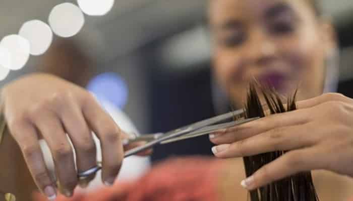 5 Langkah Tepat agar Gaya Rambut Tahan Lama