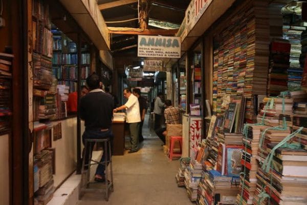 Rekomendasi Tempat Beli Buku Bekas di Berbagai Kota di Indonesia