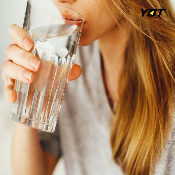 3 manfaat air putih untuk wajah lebih ampuh daripada skincare loh
