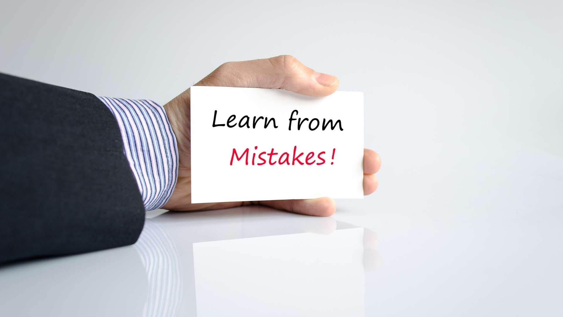 Как понять выражение на ошибках учатся