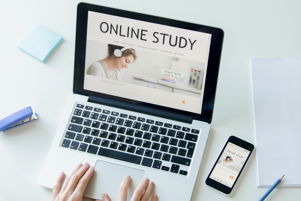 Kekurangan Kuliah Online