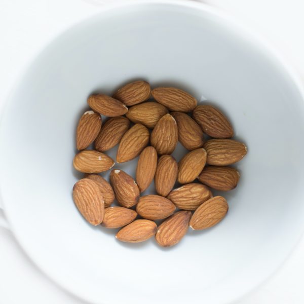 Mitos Tentang Kacang Almond